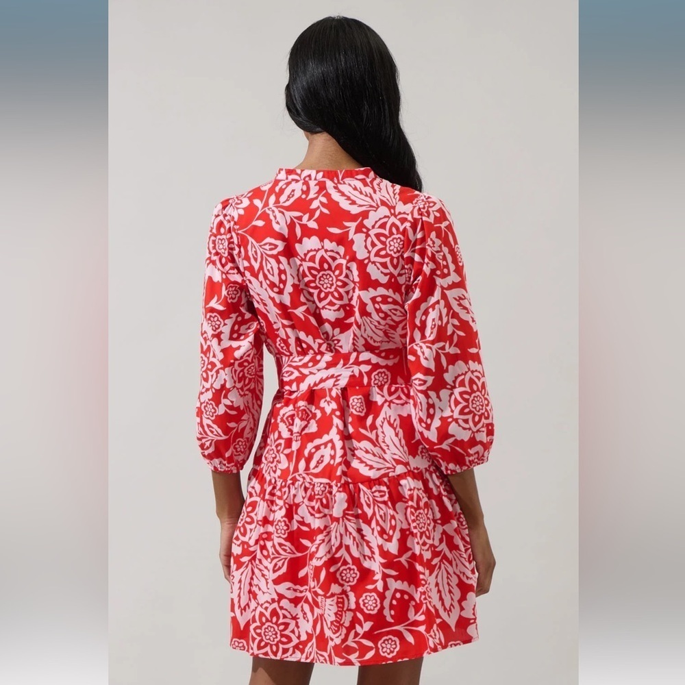 SugarLips Hazen Floral Leola Shift Mini Dress Red Multi - Picture 2 of 8